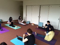 ヨーガ象徴のポーズの準備